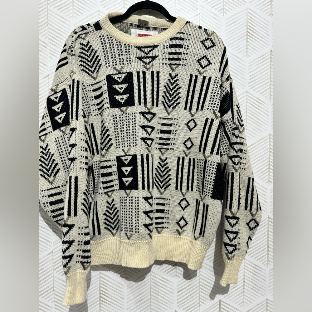 Gitano Black and White Crewneck Sweater